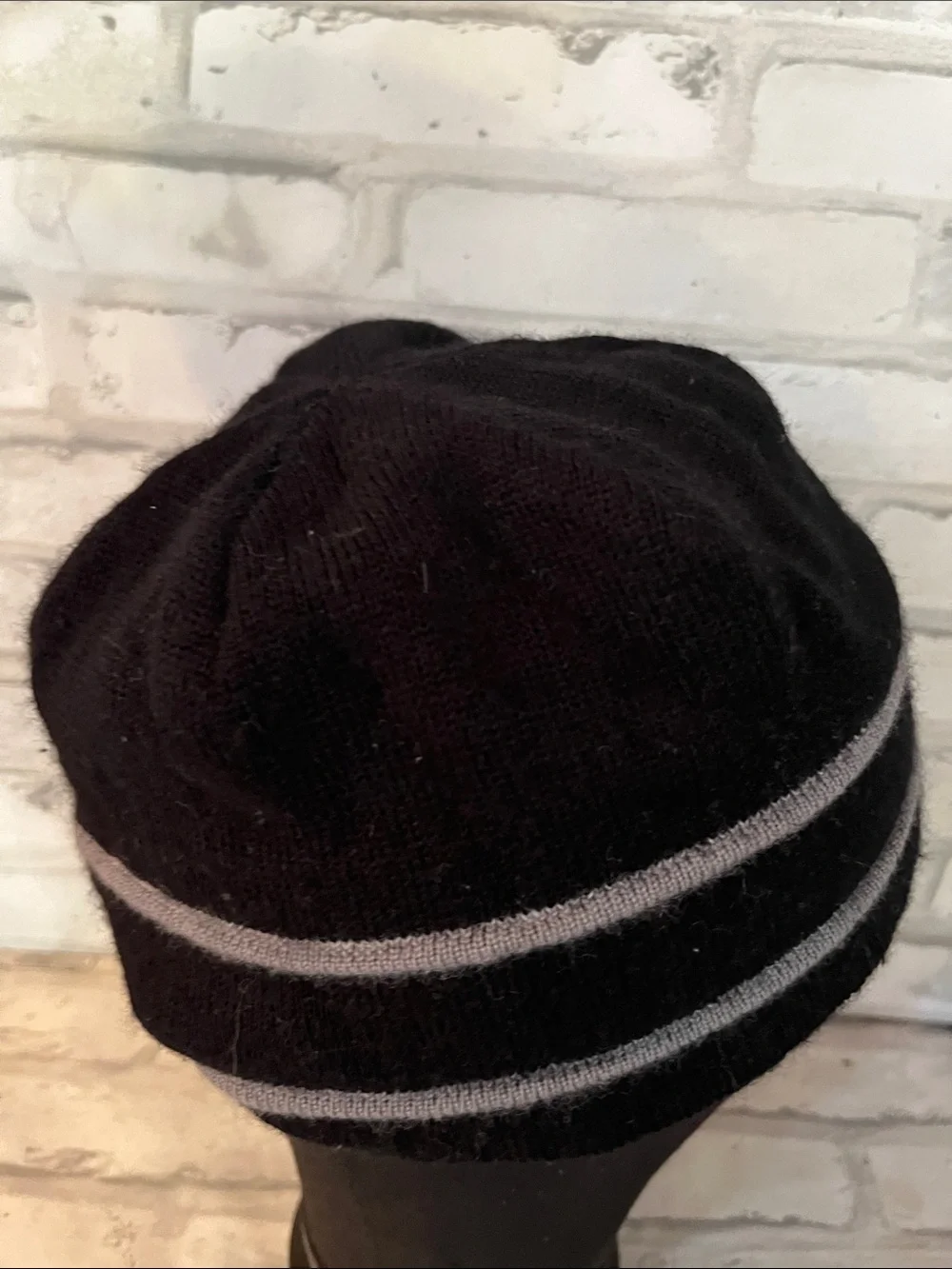 The North Face Black Beanie with Gray Trim and Logo hat